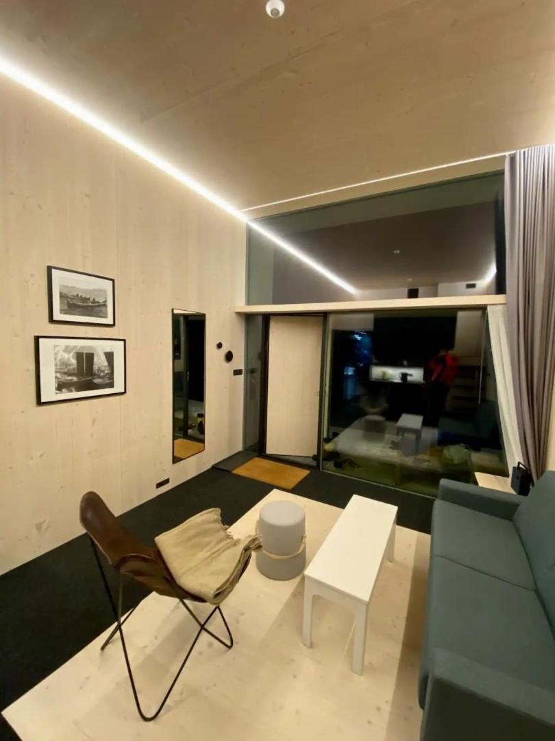 Ferienwohnung Oceanview Mini-House - Stunning Views Ramberg Exterior foto